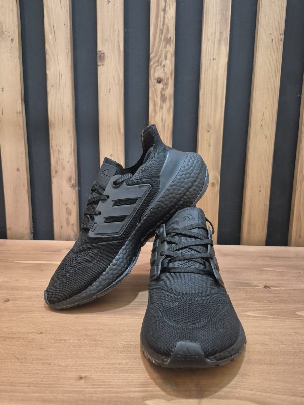 آدیداس ULTRABOOST22